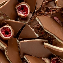 Crema cu aroma de ciocolata lapte cu incluziuni de zmeura Joycream Franui Irca - 5kg